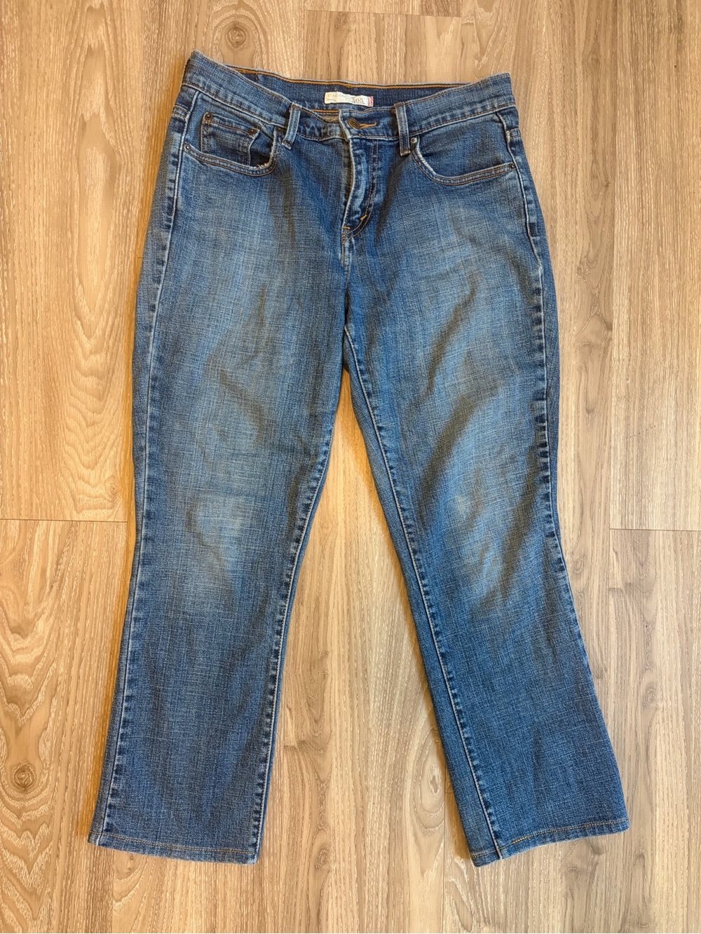 Levi's 505 Women's Straight Leg Denim Jeans - Medium Blue size 6